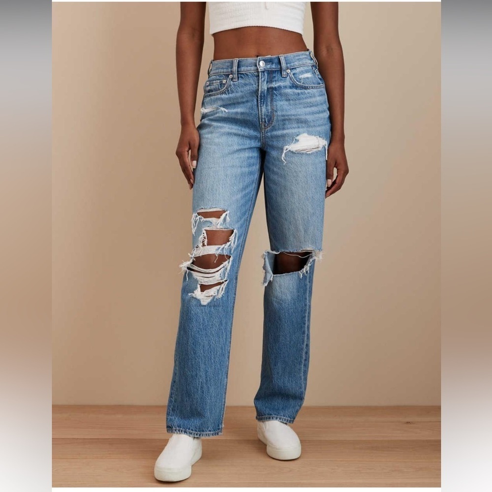 AMERICAN EAGLE SUPER HIGH WAISTED BAGGY STRAIGHT JEAN - Picture 2 of 11